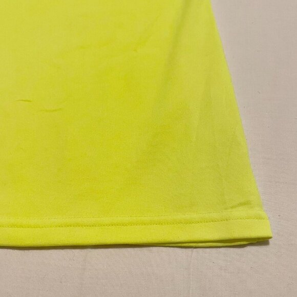 Under Armour Womens Shirt Size Small Heatgear Semi Fitted Tshirt Vneck - Picture 7 of 15